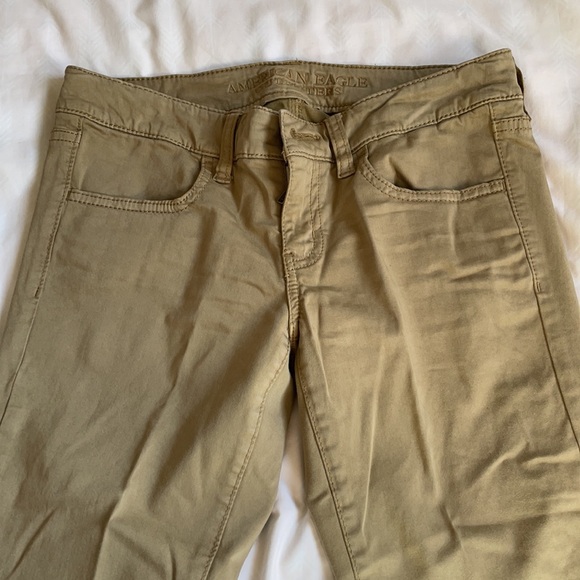 AMERICAN EAGLE khaki jeggings - Picture 4 of 4
